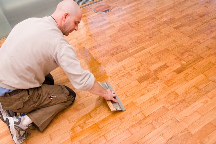 Parquet floor waxing